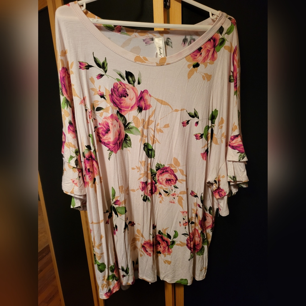 3X Floral Print Blouse with Pink Roses